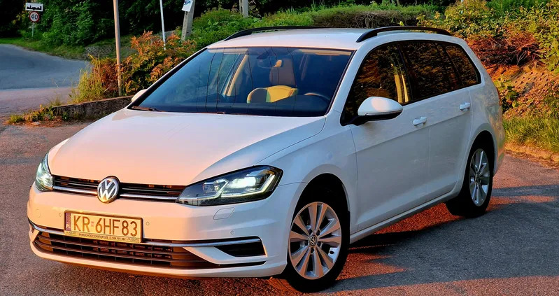 Volkswagen Golf cena 59000 przebieg: 144000, rok produkcji 2018 z Andrychów małe 56